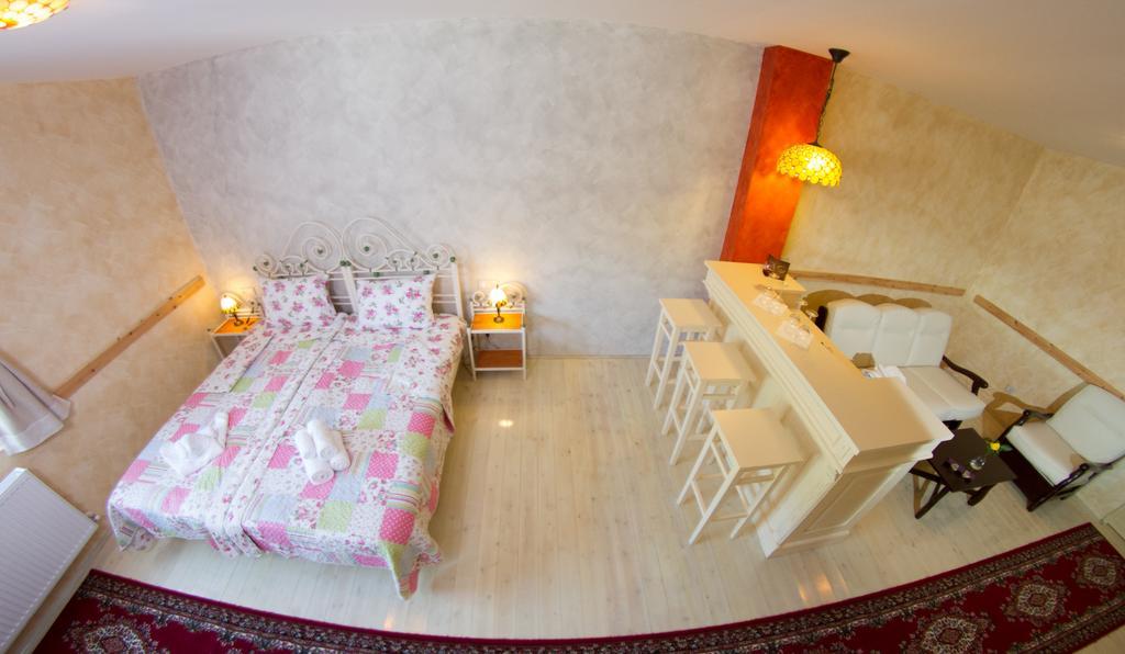 Bed and Breakfast Country Court Curteni Exteriér fotografie